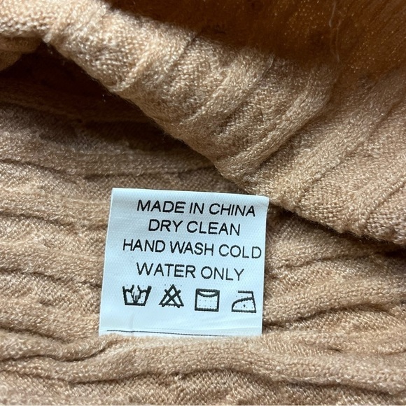 Olivaceous Tan Stretch Cable Knit Long Sleeve Sweater Mini Dress Small - Picture 6 of 9